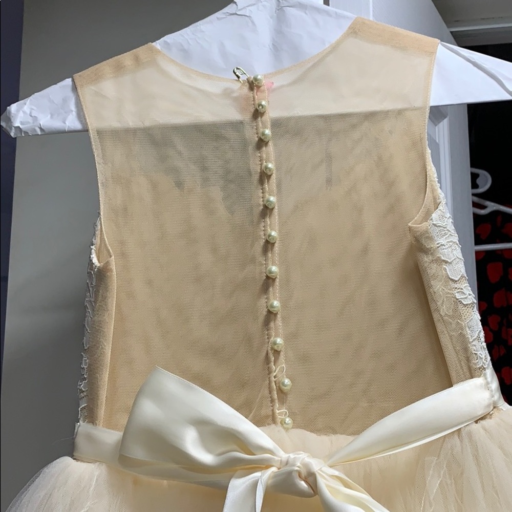 Flower girl dress tulle - Picture 4 of 5